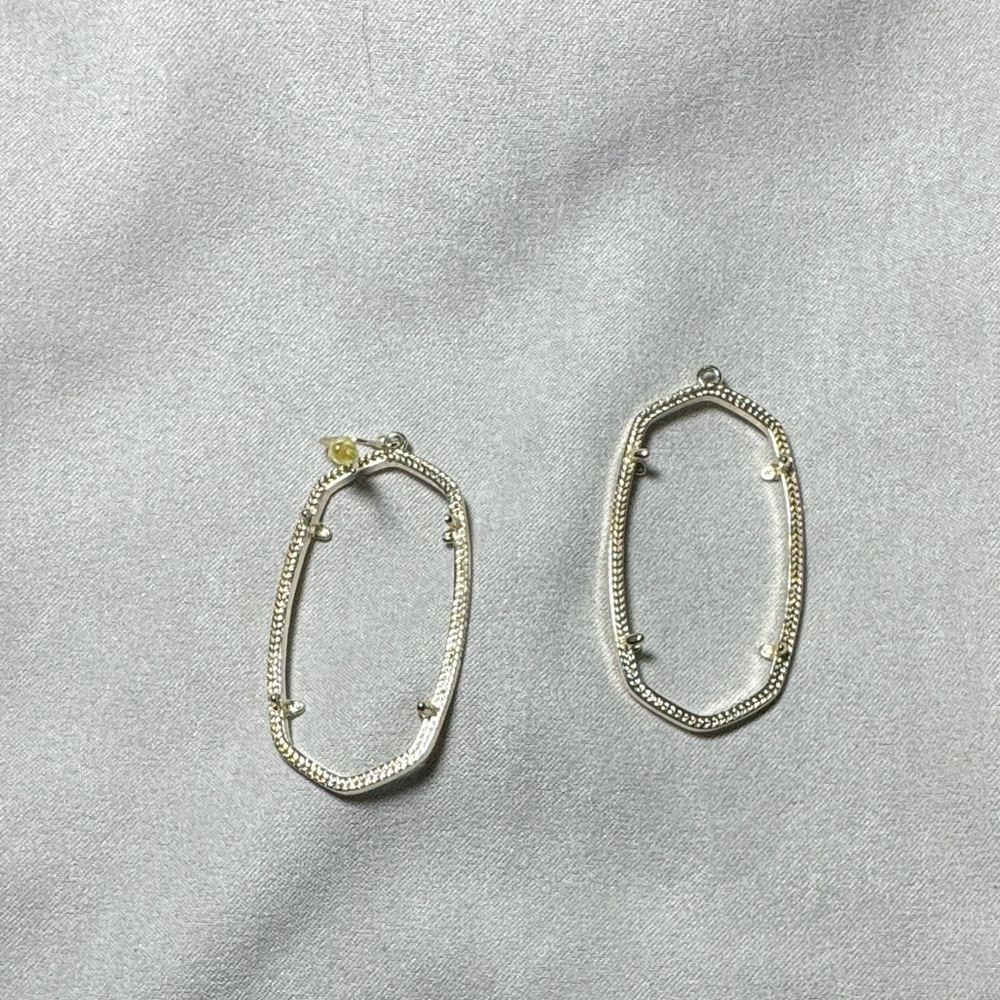 Excellent Condition Danielle Gold Frames - image 2